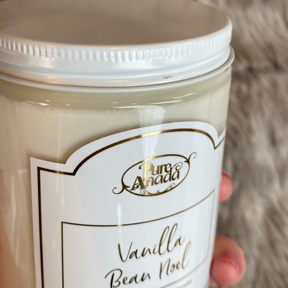 Vanilla Bean Soy Wax Candle - Picture 6 of 8